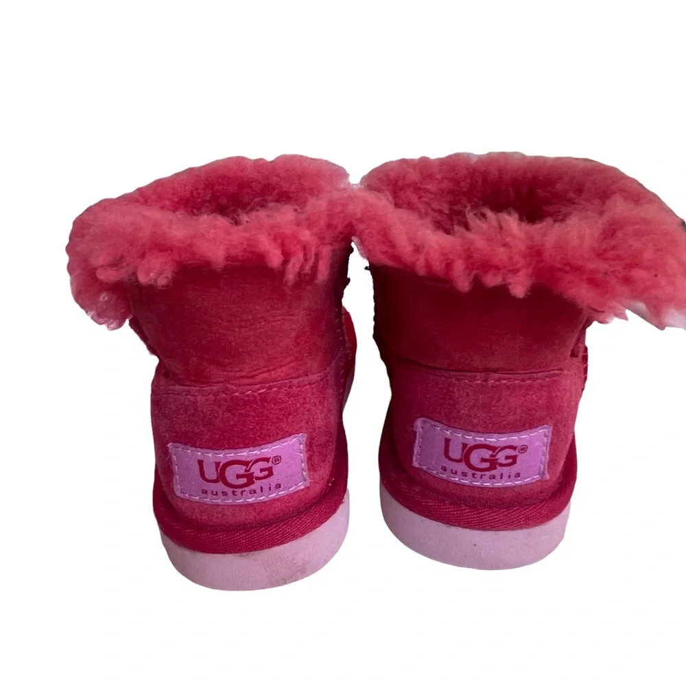 UGG pink suede